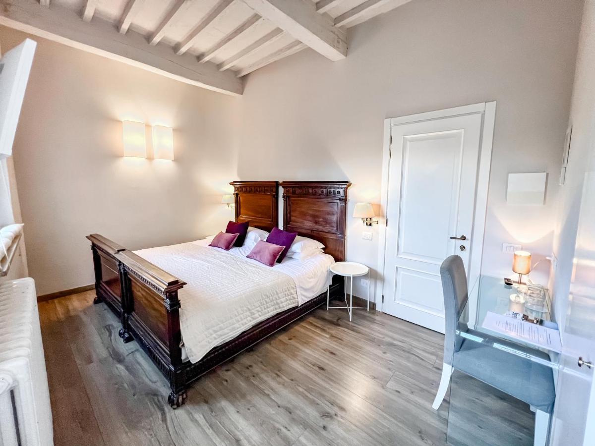 B&B Palazzo Bruchi Сиена Экстерьер фото